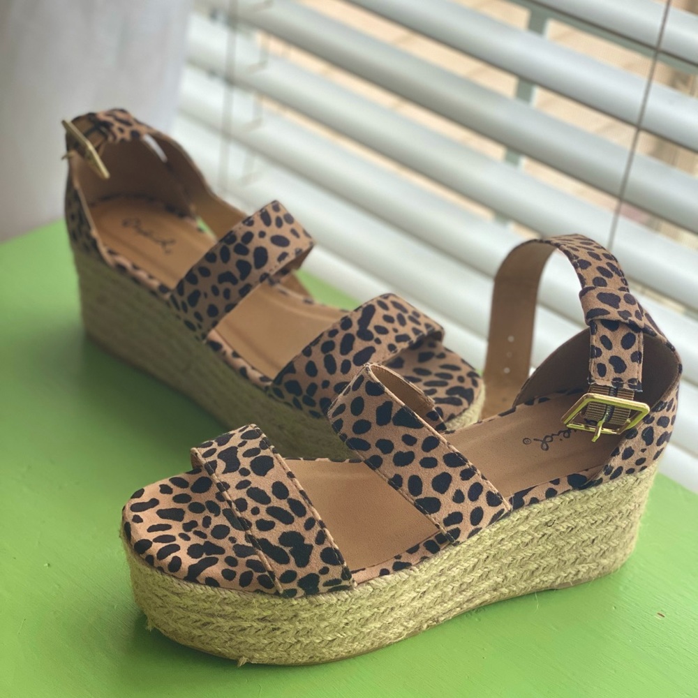 Cheetah Print Wedges